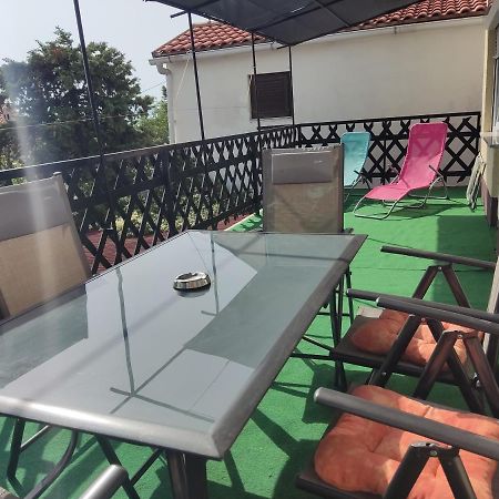 Apartment Teresa With Big Terrace Dramalj Crikvenica Exteriér fotografie