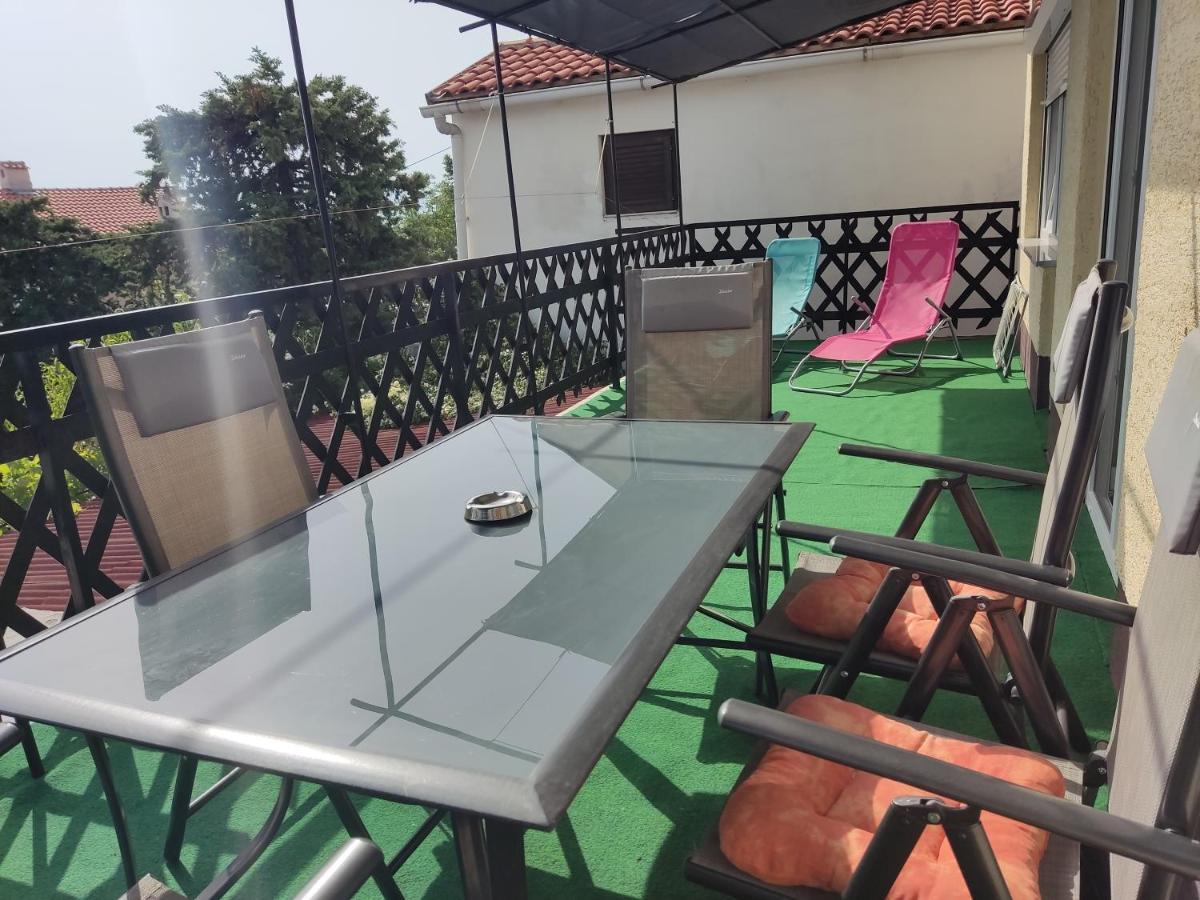 Apartment Teresa With Big Terrace Dramalj Crikvenica Exteriér fotografie